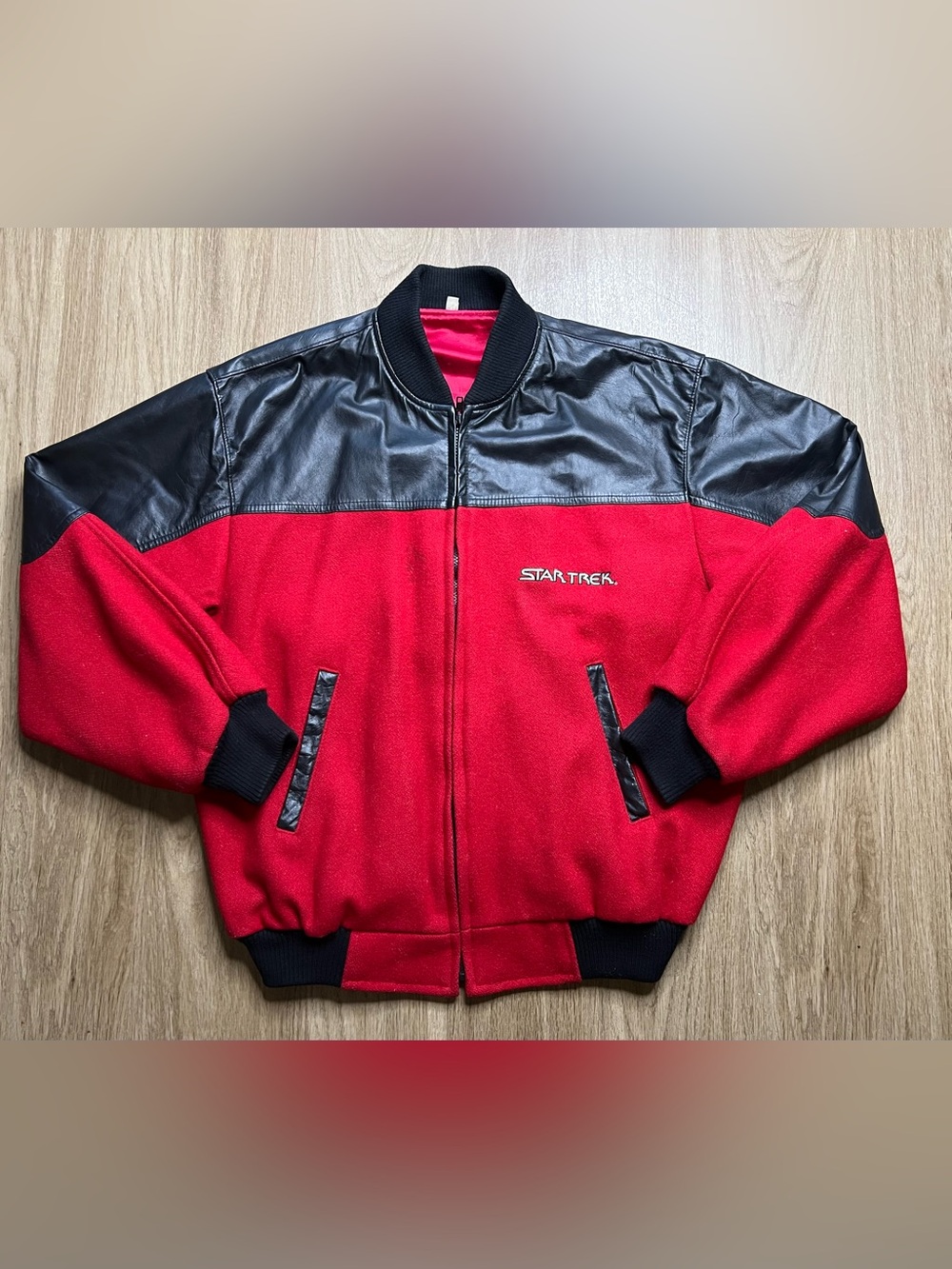 Vintage Star Trek Voyager 1995 Paramount Licensed Production Crew Jacket Sz M